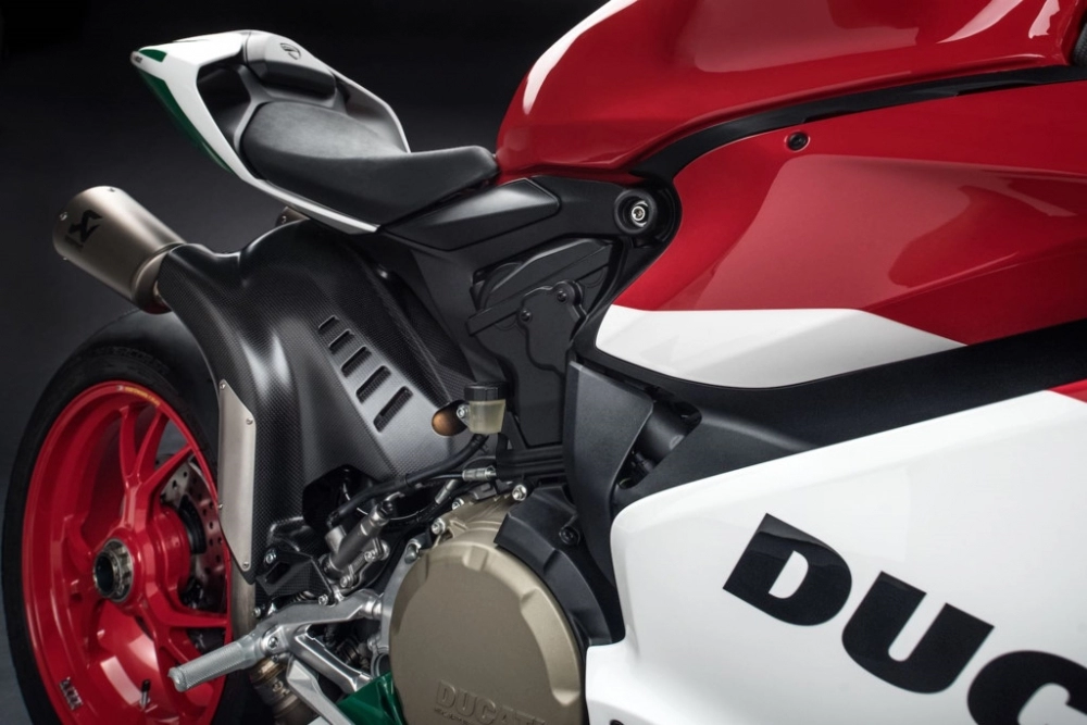 Ducati 1299 panigale r final edition-phiên bản cuối cùng động cơ 2 xy-lanh 8 v