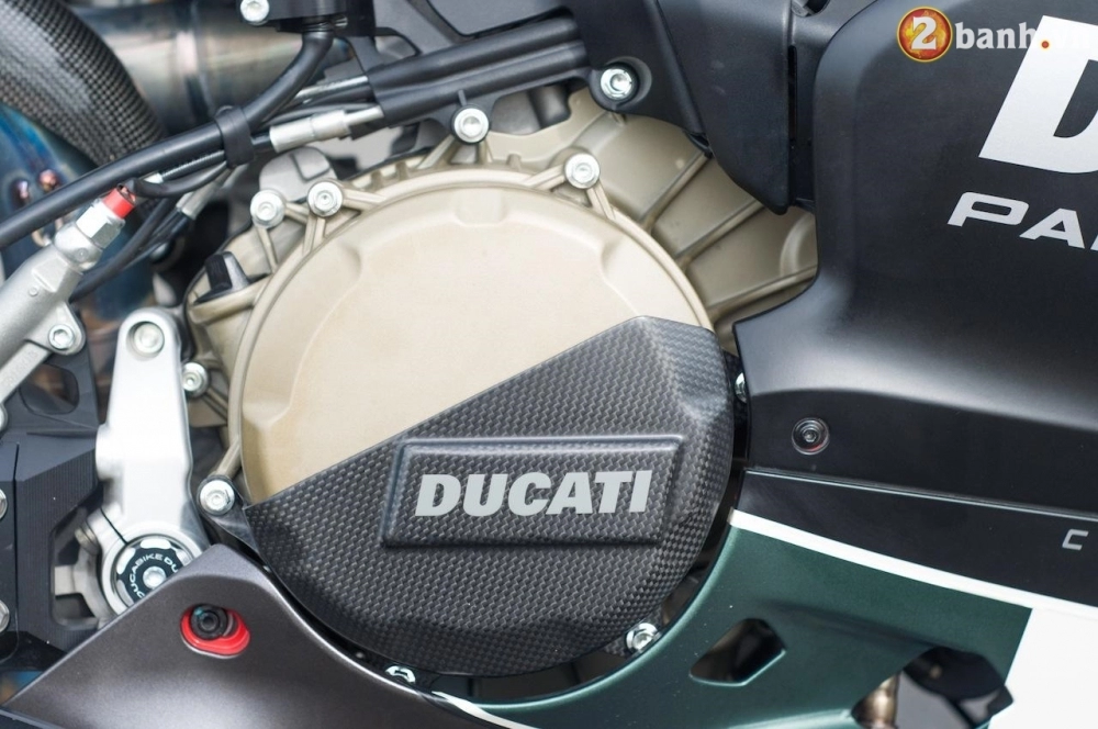 Ducati 1299 panigale s chất hơn hẵn trong bản độ đường đua