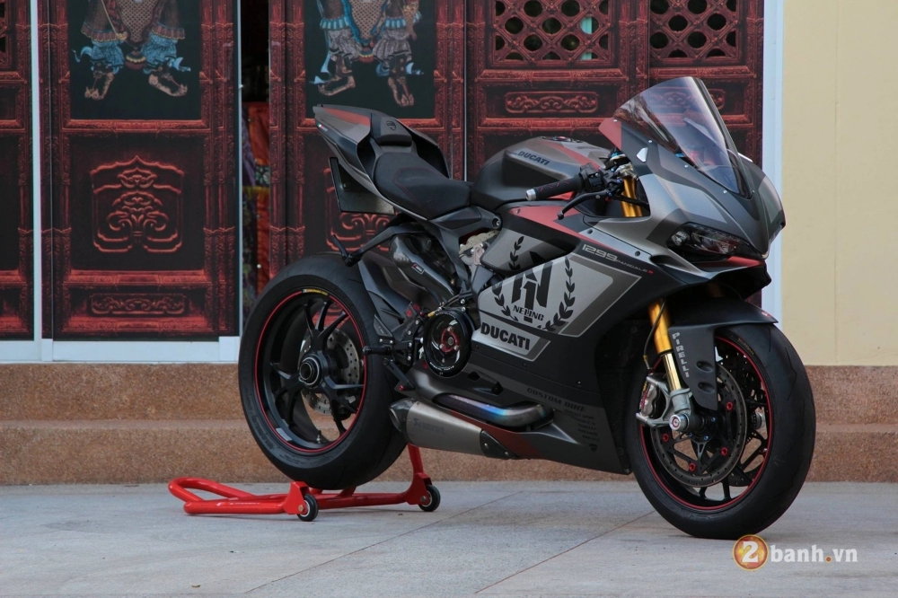 Ducati 1299 panigale s chuẩn không cần chỉnh sau khi qua tay dân chơi thái