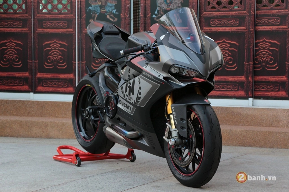 Ducati 1299 panigale s chuẩn không cần chỉnh sau khi qua tay dân chơi thái