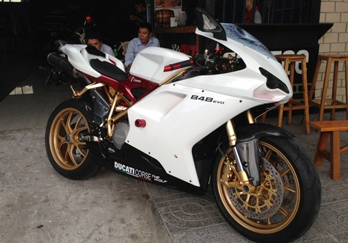  ducati 848 evo mạ vàng độc nhất việt nam 