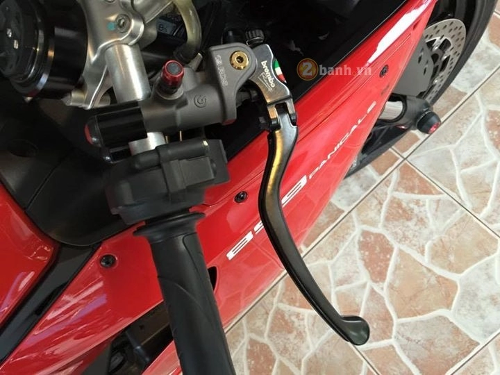 Ducati 899 độ nhẹ đồ chơi hàng hiệu với vẻ ngoài như zin