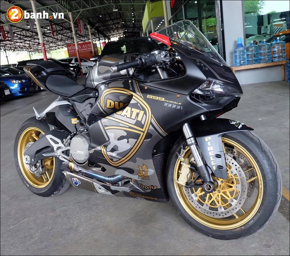 Ducati 899 panigale độ nổi bật đến ấn tượng cùng version camo