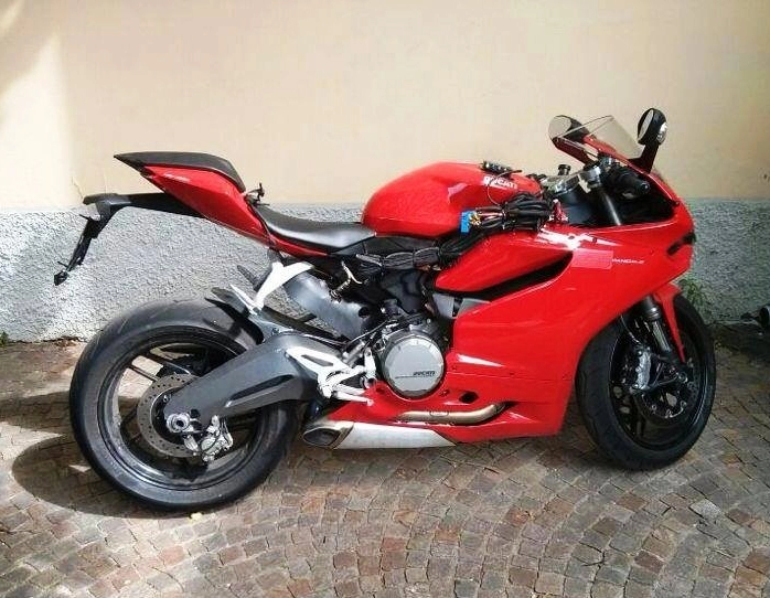  ducati 899 panigale lô anh thưc tê 