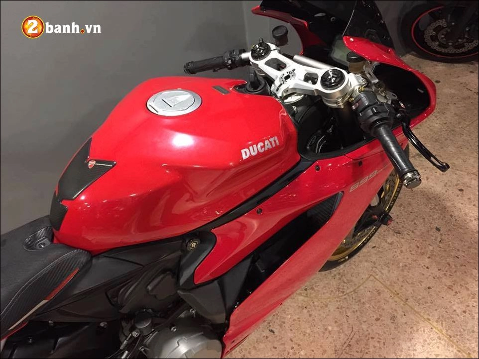 Ducati 899 panigale vẻ đẹp hoang tưởng từ dàn chân xa xỉ