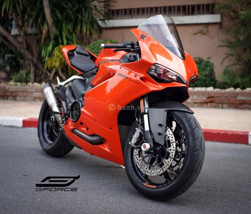 Ducati 959 panigale chất lừ trong bản độ hàng hiệu từ g-force