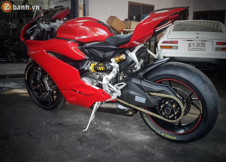 Ducati 959 panigale đẹp tinh tế với dàn chân 1 gắp