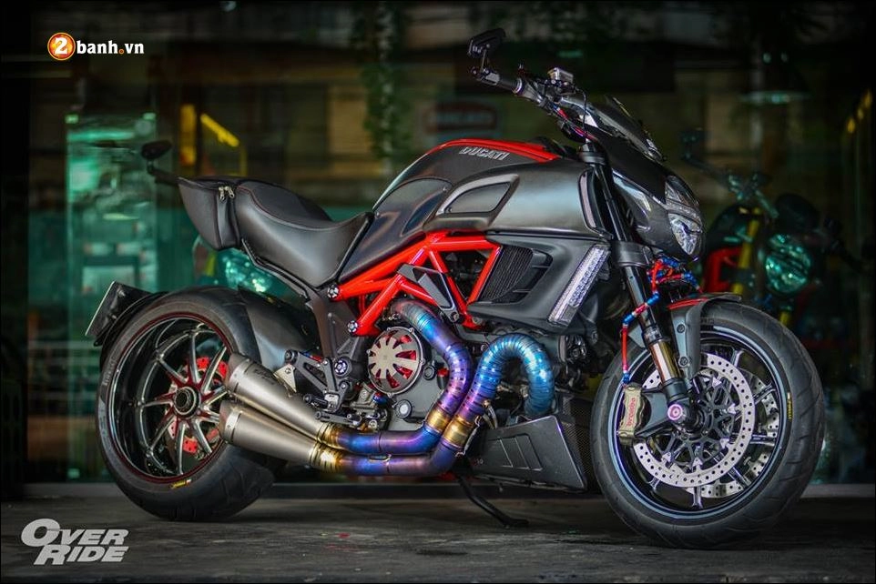 Ducati diavel huyền thoại bóng đêm sự trở lại đầy ma mị