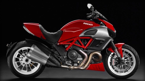  ducati diavel stripe 2013 - ngoại hình thể thao 