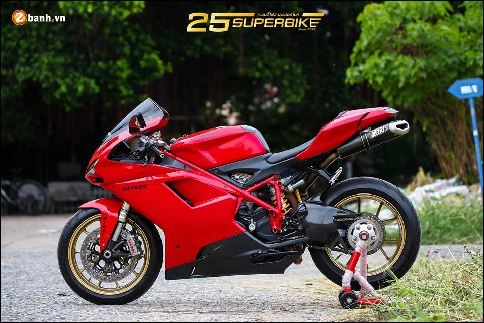 Ducati evo 848 độ ấn tượng với thiết kế truyền thống