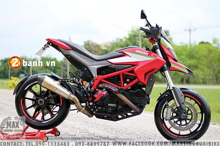 Ducati hypermotard 821 chiến binh xa lộ