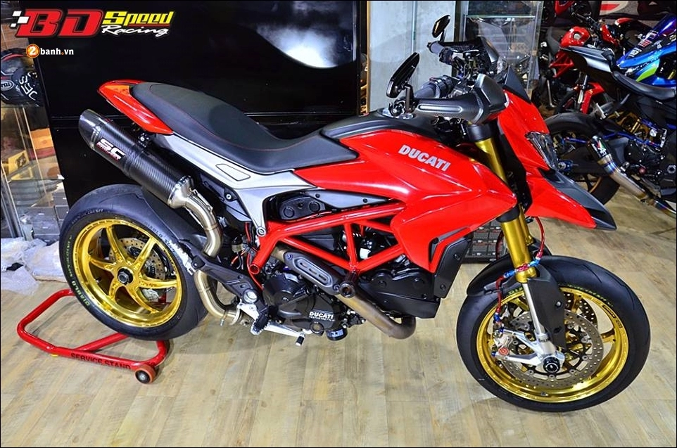 Ducati hypermotard 821 độ vua đường phố trong trang bị hạng sang