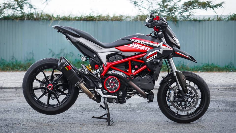 Ducati hypermotard 939 độ chất đến ngất trong từng chi tiết tại việt nam