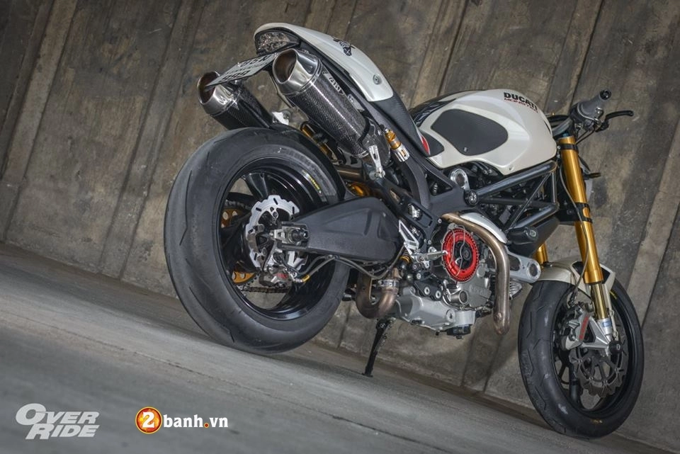 Ducati monster 696 con quái thú huyền thoại của nhà ducati