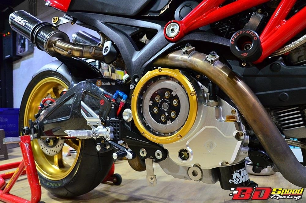 Ducati monster 795 đầy ấn tượng với bản độ còn dang dở