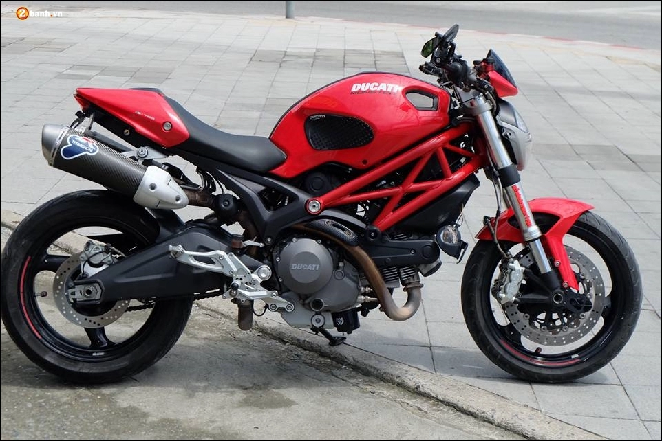 Ducati monster 795 độ kế thừa tinh hoa công nghệ từ anh em quái vật