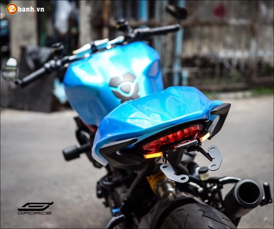 Ducati monster 821 độ nổi bật cùng xanh tươi mát atlantis blue