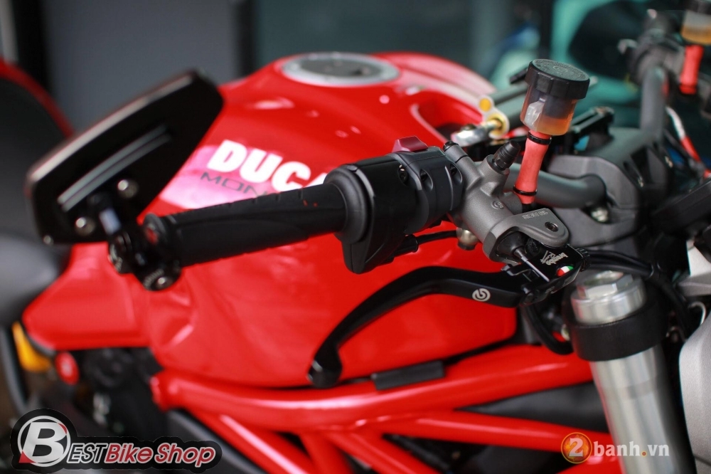 Ducati monster 821 phong thái nguyên bản nhưng không hề đơn giản