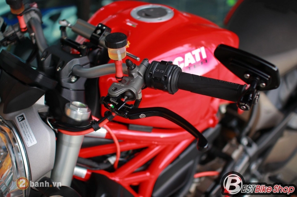 Ducati monster 821 phong thái nguyên bản nhưng không hề đơn giản