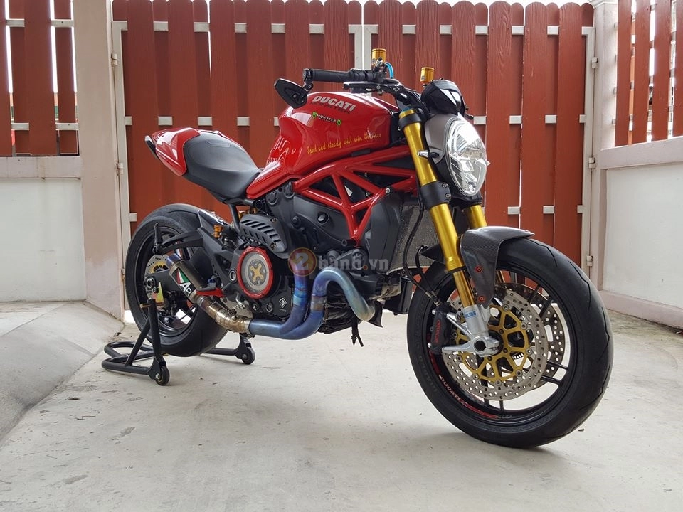 Ducati monster 821 sang chảnh hơn trong gói độ hàng hiệu