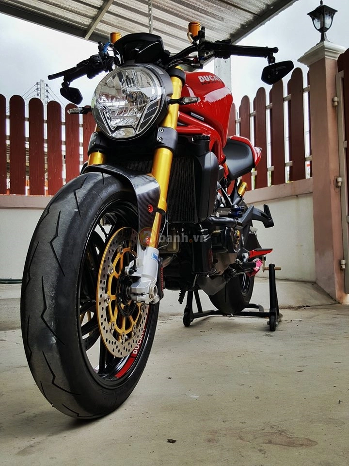 Ducati monster 821 sang chảnh hơn trong gói độ hàng hiệu