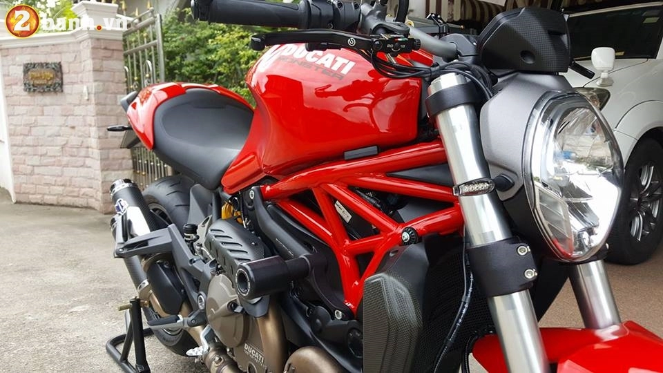 Ducati monster 821 trong bản độ đơn giản nhưng vẫn đầy kích thích