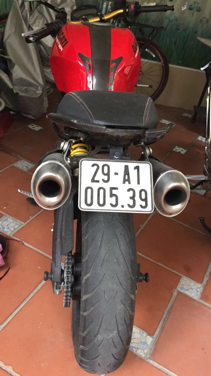 Ducati monster đỏ đẹp mới