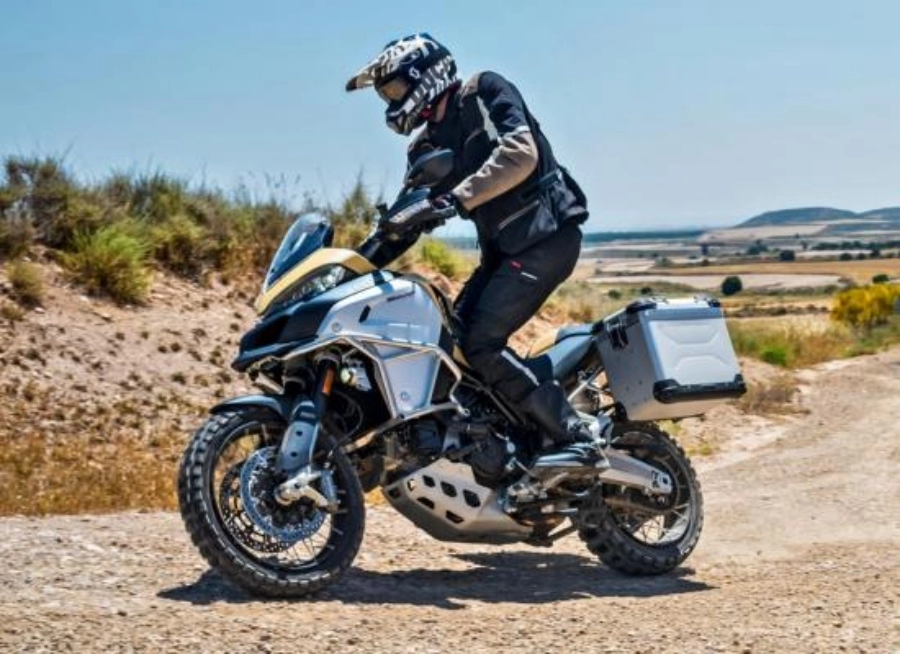 Ducati multistrada 1200 enduro pro 2017 chính thức được ra mắt với giá bán khoáng 545 triệu đồng