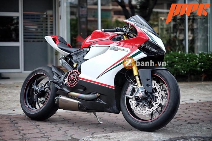 Ducati panigale 1199s tricolore xa xỉ hơn với màn nâng cấp ấn tượng