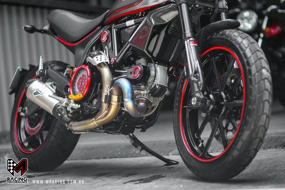 Ducati scrambler đẹp tinh tế từ nguyên liệu titanium