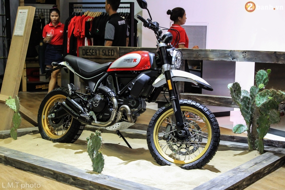 Ducati scrambler desert sled được bán tại việt nam với giá khoảng 429 triệu đồng