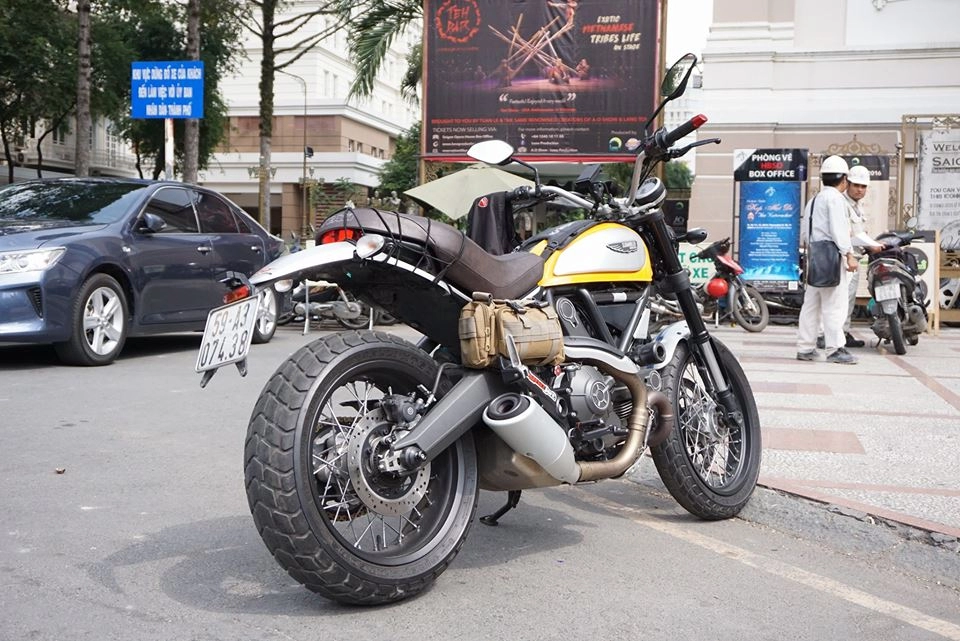 Ducati scrambler độ chất giữa lòng sài gòn