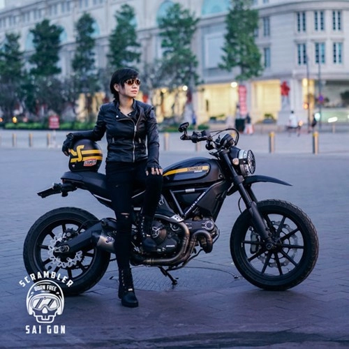 Ducati scrambler full throttle của nữ biker xinh đẹp sài thành