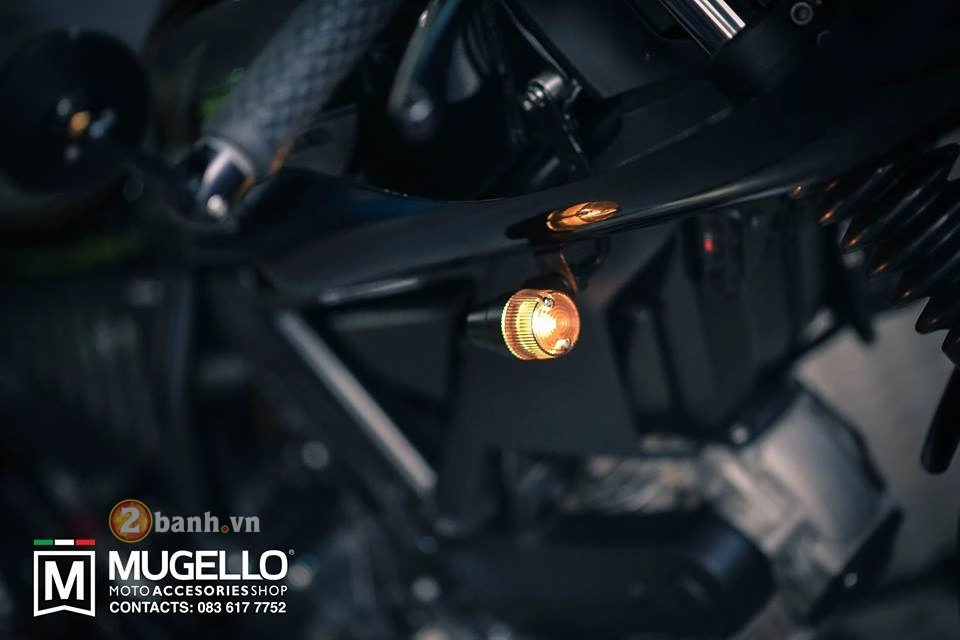 Ducati scrambler khoe thân với vẻ ngoài của một chiếc xế đua cafe racer