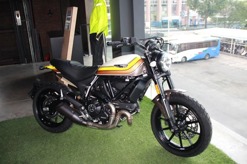 Ducati scrambler mach 20 giá 365 triệu đồng tại việt nam