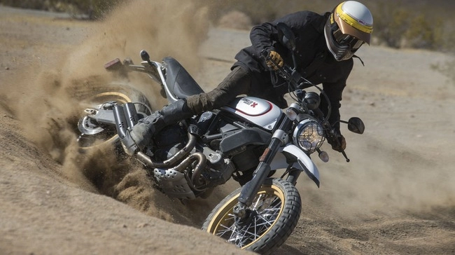 Ducati scrambler ra mắt phiên bản mới desert sled 2017 với giá từ 263 triệu đồng