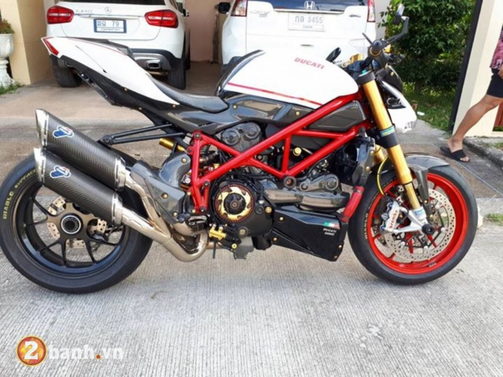 Ducati streetfighter 1100 hấp dẫn hơn sau khi nâng cấp nhẹ 