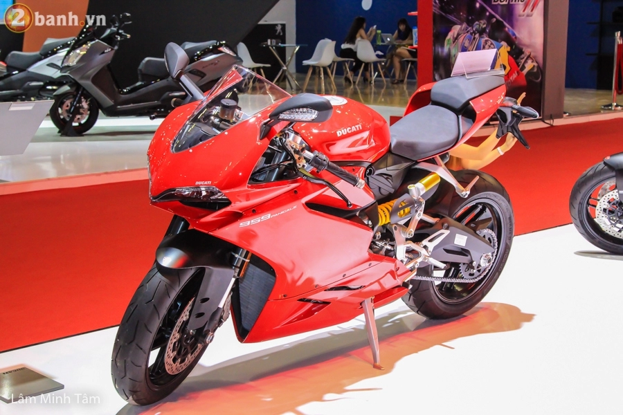 Ducati việt nam ra mắt 4 dòng xe mô tô mới tại vmcs 2017