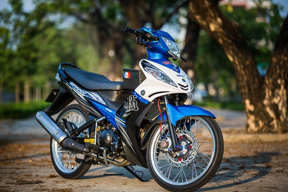 Exciter 135cc dung hòa với thiên nhiên