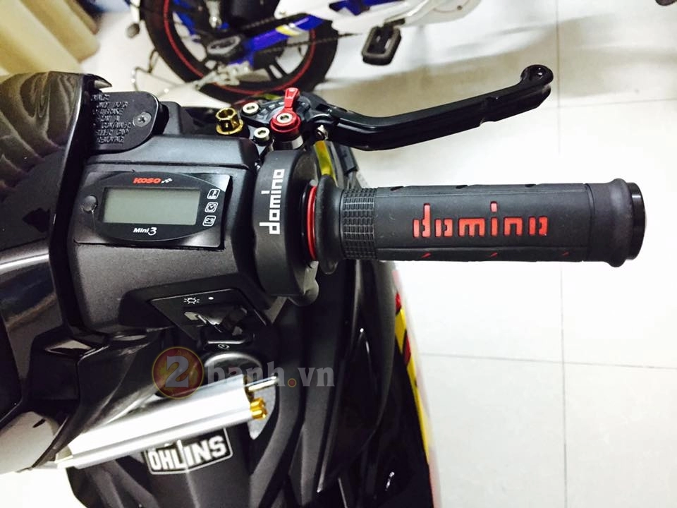 Exciter 150 đen dữ dằn với cặp heo brembo 1199