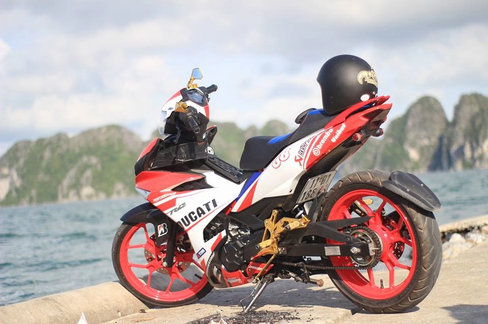 Exciter 150cc của một biker đam mê phượt và thích độ xe