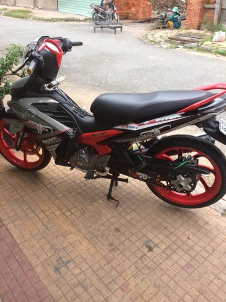 Exciter tem đấu gắp đơn chất chơi của các biker việt