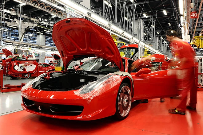 Ferrari đóng cửa hai nhà máy do anh hương dich covid-19