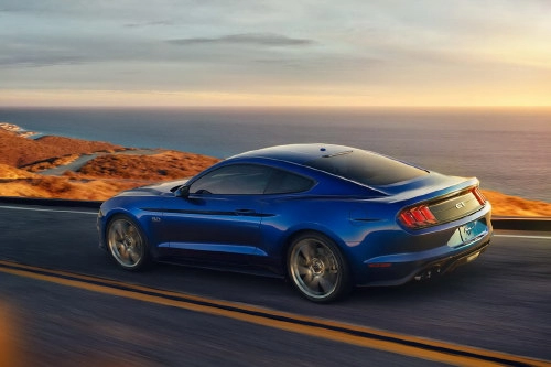 Ford mustang 2018 thiết kế mới hộp số 10 cấp