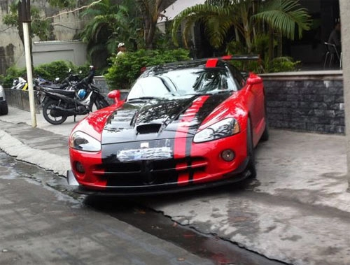 Hàng hiếm dodge viper xuất hiện ở quảng ninh