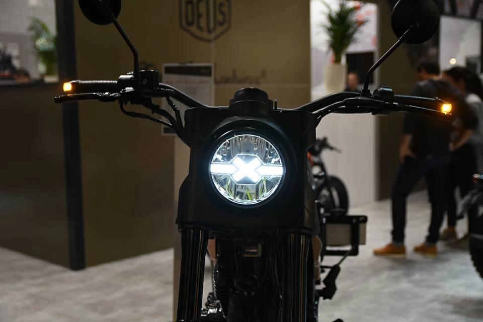 Hình ảnh chi tiết cụ thể brixton bx250 xuất hiện tại triển lãm eicma 2017