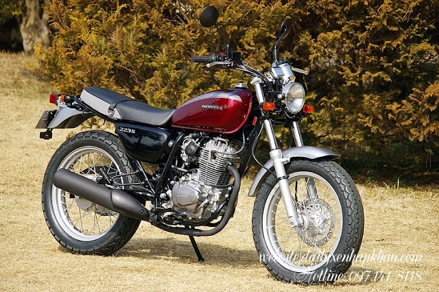 Honda cb223s