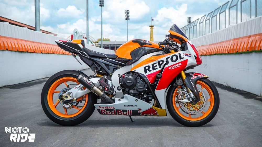 Honda cbr1000rr đẹp đến ngỡ ngàng trong phong cách 93 motogp