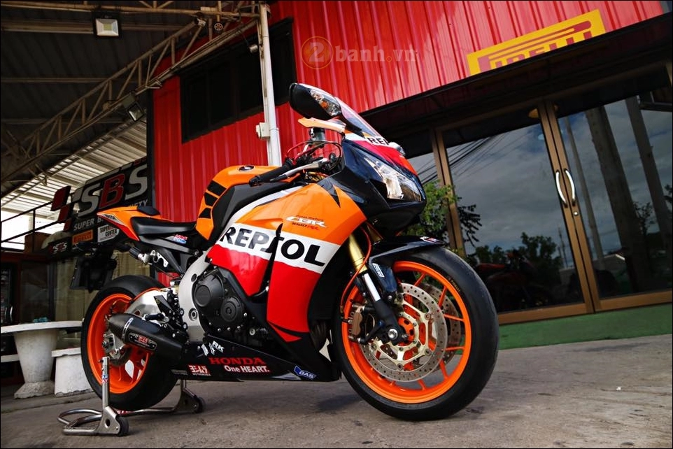 Honda cbr1000rr repsol độ đơn giản tinh tế trong từng chi tiết