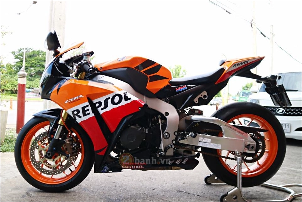 Honda cbr1000rr repsol độ đơn giản tinh tế trong từng chi tiết